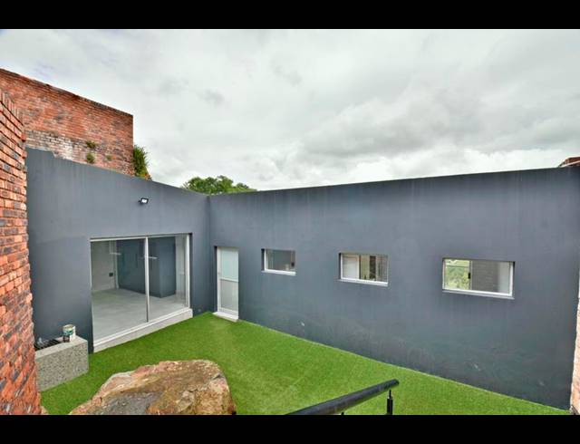 2 BEDROOM PROPERTY TO RENT IN GLENVISTA